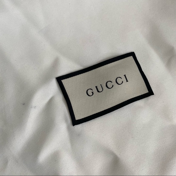 Authentic GUCCI empty green box and dust bags - Picture 5 of 11